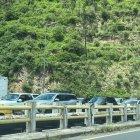 Quito. La avenida Simón Bolívar, de unas las principales vías periféricas, estuvo colapsada de tráfico.