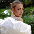 La artista londinense logró que su disco se escuche en Spotify en el orden que ella quiere.