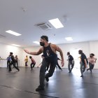 Alumnos de nivel intermedio reciben clases dirigidos por Christian Von Howard