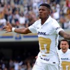 Washington Corozo aporta con su eficacia en el mediocampo de los Pumas.