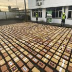 Referencial: Fotografía cedida el 17/11/2021 por la Policía Nacional de Colombia, que muestra los paquetes de droga decomisados por las autoridades colombianas en Buenaventura (Colombia).