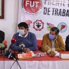 Ángel Sánchez, presidente del FUT, anunció que la organización se reúne esta tarde para definir posibles acciones ante la respuesta que entregue el Gobierno a la Conaie.