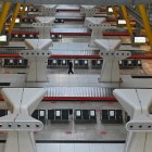 La Comisión Europea (CE) ha propuesto suspender el tráfico aéreo con la región.