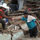 El terremoto ocurrido en la madrugada de este domingo dejó de momento 220 viviendas afectadas, de ellas 75 completamente destruidas, además de siete iglesias y tres establecimientos de salud.