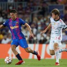 Pedri (i), en una fotografía de archivo.