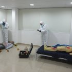 Peritos. Como parte de la investigación de las muertes violentas en las cárceles se reconstruyó las escenas.