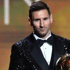 El deportista argentino Lionel Messi causó sensación con su traje.