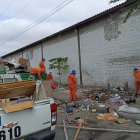 En el norte. En la Kennedy, fueron destruidas las covachas instaladas en algunas calles.
