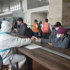 En el Aeropuerto José Joaquín de Olmedo de Guayaquil se llevan acabo controles como parte de las medidas de prevención ante la variante ómicron.