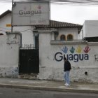 Deterioro. Varios de los predios que eran ocupados por los Guagua Centros ahora aparecen descuidados por el abandono de un año y nueve meses.