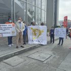 Un plantón reciente de familiares de niños y adolescentes con cáncer.