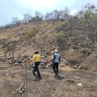 Trabajos. Bomberos realizaron un peritaje en el sitio para evaluar los daños.