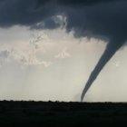 Varios estados de EE.UU. sufren el impacto de una serie de tornados.