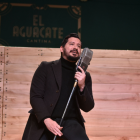 José Luis tiene 38 años.