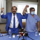 José Auad (i) junto a Roberto Gilbert, hicieron oficial su candidatura a la presidencia.