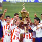 Alex Aguinaga es el máximo exponente de los futbolistas ecuatorianos en México.