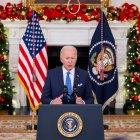 El presidente de Estados Unidos, Joe Biden, fue registrado este martes al anunciar las medidas para afrontar la variante ómicron del coronavirus, en la Casa Blanca, en Washington DC (EE.UU.)