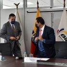 Francisco Cepeda, presidente del Directorio del BIESS, e Iván Tobar, gerente General.