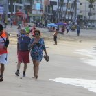Restricciones. El uso de las playas del cantón peninsular tendrá horario y el uso de la mascarilla será obligatorio.