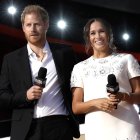 El príncipe Harry de Inglaterra y su esposa Meghan Markle, en una fotografía de archivo.