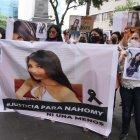 Un plantón para pedir justicia por Naomi Arsentales, fuera de la Fiscalía se realizó hace pocos minutos en Guayaquil.