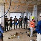 Capacitación. Los militares se preparan para recorrer el ambiente de las minas.