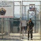 La base militar de Guantánamo, es fuertemente custodiada.