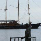 Navegación. El primer paseo que volvió a dar el Morgan fue de 30 minutos. Lo disfrutaron amigos, familiares y unos cuantos clientes que llegaron.