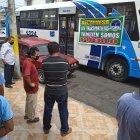 Guayaquil. El 50 % de las líneas están hoy rodando. Hasta hace poco permanecían estacionadas en señal de protesta.