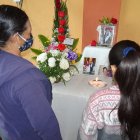 La familia de Naomy Muy, de 28 años, de Gualaceo, llora su muerte ocurrida en agosto de 2021 / Jaime Marín