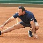 El funcionario público afirma que se desestresa corriendo y boxeando.