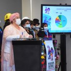 La ministra boliviana de la Presidencia, María Nela Prada, en compañía de ministras de Estado y dirigentes de organizaciones sociales, declara a la prensa sobre la "Revolución Cultural para la Despatriarcalización 2022", hoy, en La Paz (Bolivia). Bolivia declaró este 2022 como el Año de la Revolución Cultural para la Despatriarcalización a fin de establecer actividades dedicadas a luchar contra la persistente violencia doméstica y principalmente contra los feminicidios, que desde 2015 superan el centenar de casos anuales. EFE/ Stringer