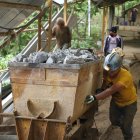 Actividad en una mina legal de Portovelo, cerca de Zaruma, ahora en crisis por la falta de control.