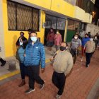 Los moradores hacen constantes simulacros para reaccionar en caso de que se produzcan robos reales.