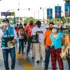 Las paradas de la Metrovía, reciben miles de usuarios diariamente