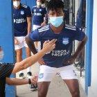 Jackson Rodríguez juega de lateral izquierdo; los azules buscan un foráneo en ese lugar.