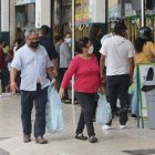 RECORRIDO POR LAS FARMACEUTICAS COMPARANDO MEDICINAS SIN RECETAS PERIODISTA : LOURDES GUADAMUD FECHA : 10/01/2022 Agencia (ag-extra)