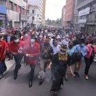 Indígenas y trabajadores han coordinado protestas en contra de los últimos dos gobiernos. En octubre de 2019 esa alianza alcanzó niveles altos de coordinación por el incremento en el precio de los combustibles. El viernes pasado, el FUT decidió suspender la movilización del 19 de enero con la aclaración de que era una decisión propia y no conjunta con la Conaie.