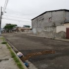En la 45 y la k dejaron a una mujer  abandonada en la calle con varios disparos.