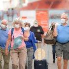 Los pasajeros que no están contagiados, pudieron continuar con la visita. Ellos, sin embargo, no podrán bajarse en los sitios previstos a visitar.