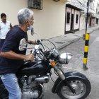 Las peatonales están con muros y cadenas