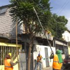 Trabajos. Personal del Municipio se encargó de la limpieza del lugar.