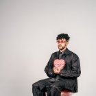 En la entrevista, el artista asegura que desde niño siempre tuvo un estilo distinto y particular a la hora de vestir.