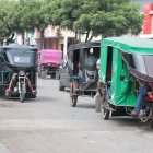 Tricimoteros gobiernan las calles de Pascuales Agencia (ag-extra)