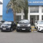 Evidencias. Cuando la Policía Judicial recupera vehículos los presenta en sus patios institucionales para la difusión de las características de los mismos.