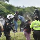 Las protestas de cuatro comunidades aledañas al botadero iniciaron el domingo.