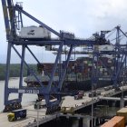 Los trabajos en el Puerto Marítimo de Guayaquil.