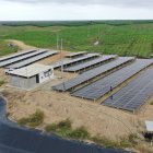 Santa Elena. En la finca Don Polo, ubicada en Chanduy, Santa Elena, se instalaron 780 paneles solares. El ahorro de energía eléctrica en esta hacienda es de $ 5.000 al mes.