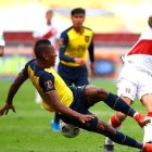 El último enfrentamiento entre ambas selecciones, en Quito, terminó 1-2 a favor de los peruanos.