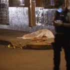 El hombre fue abatido frente a una tienda del Fortín de la Flor.
